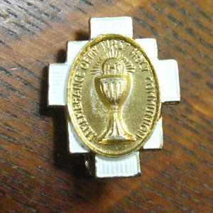 ✝️ First Holy Communion Vintage Italian Lapel Pin